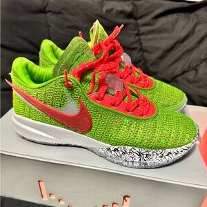 2022 Nike LeBron 20 `Stocking Stuffer’